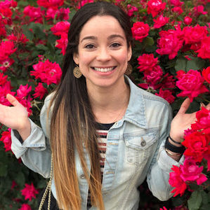 Meet your Posher, Laura